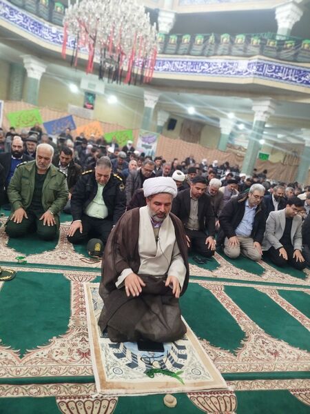 همدلی و وحدت در نماز جمعه باخرز به نمایش درآمد