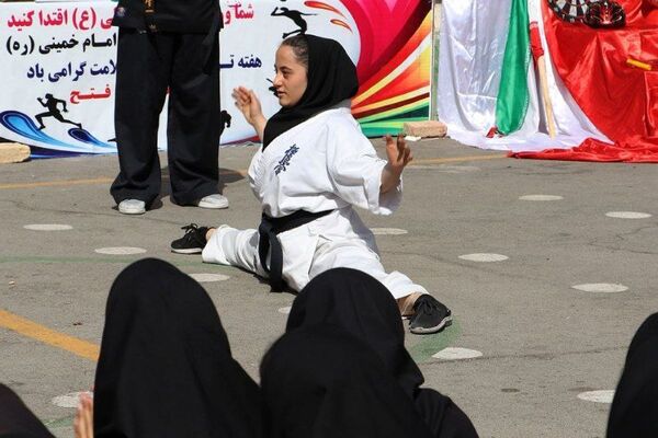 برگزاری المپیاد ورزشی درون‌مدرسه‌ای در مدرسه یاس‌نبی،فتح در بهارستان‌دو