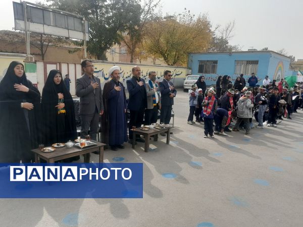 زنگ استکبار ستیزی در مدارس رضویه