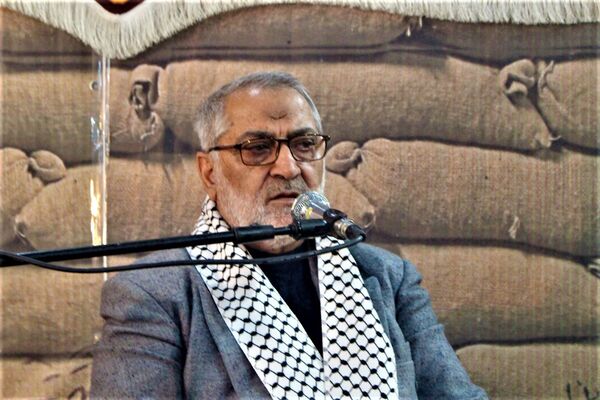 گرامیداشت یاد و خاطره ۱۵ شهید والامقام روستای مومن آباد قم