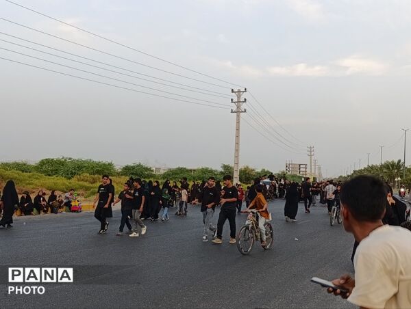 جاماندگان میناب با پای دل به راه افتادند