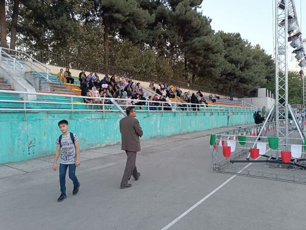 میدان‌نمایی رزم‌آوران طوس در قلب مشهد