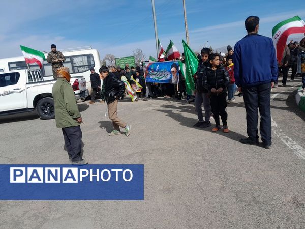 حضور پرشور مردم نسر در یوم‌الله ۲۲ بهمن؛ تجدید میثاق با آرمان‌های انقلاب