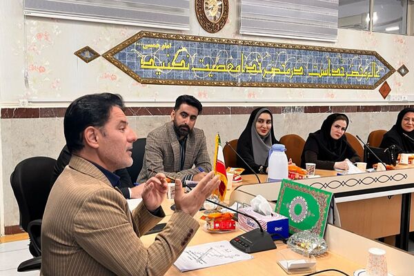 برگزاری جلسه طرح تقویت سلامت روان در دانش آموزان و اولیا مربیان با محوریت آموزش پیشگیری از آسیب های اجتماعی در شهرستان قدس