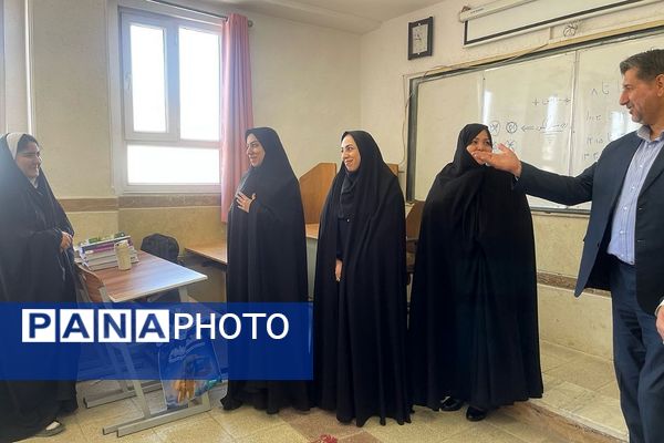 حضور و بازدید مسئولان آموزش‌وپرورش از اردوی مطالعاتی نوروزی دبیرستان نمونه سمیه شهرستان پیشوا