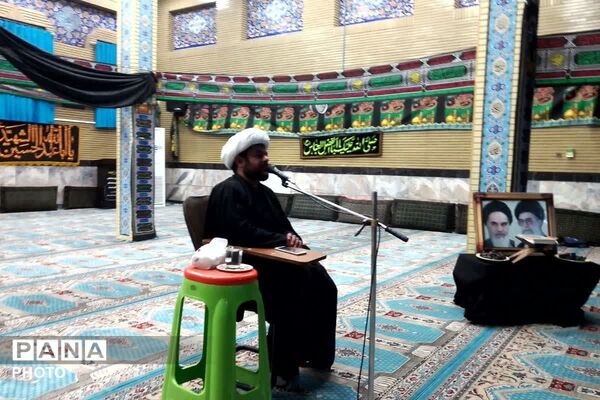عزاداری دهه سوم محرم الحرام و یادبود رهبر شهید