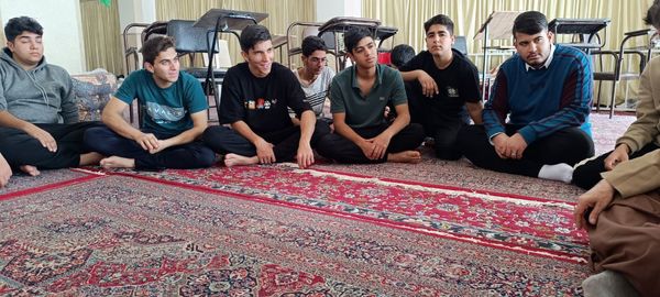 مراسم معنوی اعتکاف دانش‌آموزان پسر ابرکوهی در مسجد چهارده معصوم 