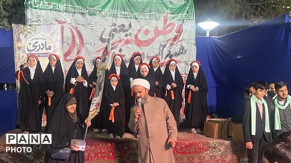تجلیل از مادران پرمهر و پرستاران فداکار در رویداد اجتماعی «مادری»