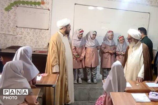 روایت یک دیدار در مدرسه با دختر شهید