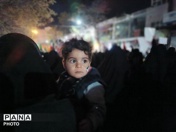 موشک‌های کاغذی کودکان فارسانی به آسمان رسیدند