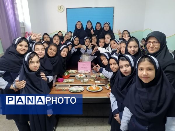 روز جهانی تخم مرغ در نیشابور 