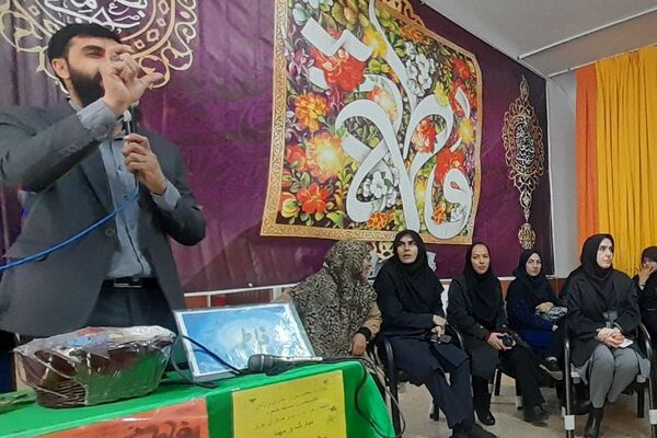 جشن میلاد حضرت فاطمه زهرا (س) در مدارس کهریزک 