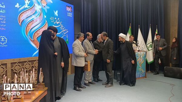 هفتمین اجلاس سراسری نماز دانش آموزی تهران؛ روایت همدلی و تجلیل از برگزیدگان مسیر نماز