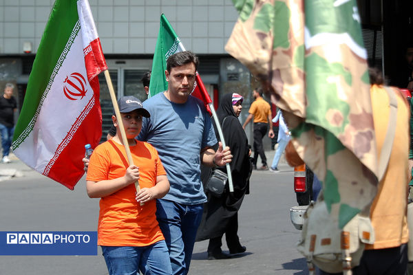 تجمع مردم تهران در محکومیت حمله رژیم صهیونیستی به ایران