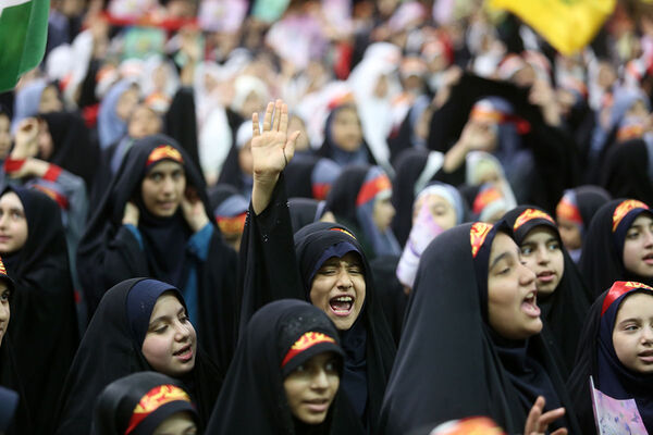 اجتماع دانش‌آموزی سربازان کوچک برای مقاومت در قم