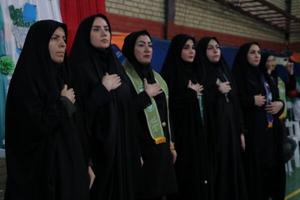 همایش «یاوران انقلاب» در بهارستان‌دو