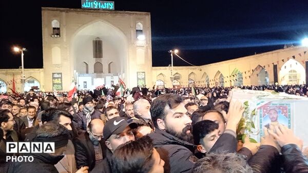 خروش مردم بصیر و عزادار شهرستان نیشابور در چهارمین روز از عزای سالار شهیدان انقلاب اسلامی 