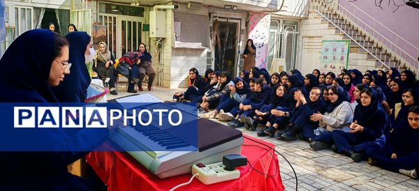 جشن ولادت صاحب الزمان در مدرسه صالحین 