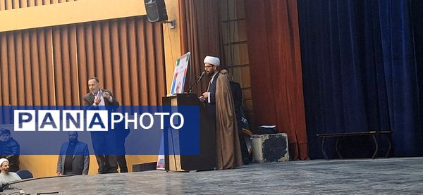 امام جمعه جدید تاکستان معرفی شد