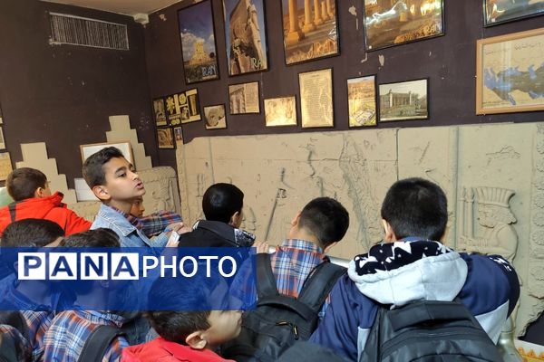 ایجاد انگیزه در دانش‌آموزان با آموزش‌های عملی و آزمایشگاهی 