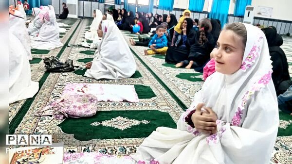 جشن باشکوه تکلیف دانش‌آموزان مدارس «ام‌البنین» و «کوثر» بخش دیشموک در مصلی امام خمینی (ره)