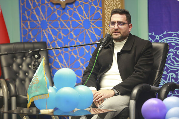 مراسم جشن ازدواج به‌مناسبت نیمه شعبان در مسجد جمکران