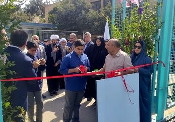 افتتاح زمین چمن مصنوعی در دبیرستان شاهد علامه طباطبایی ناحیه دو شهرری 
