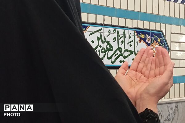 اقامهٔ باشکوه نماز عید قربان 