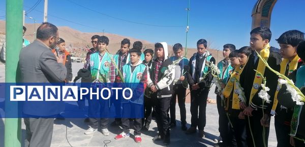 غبارروبی گلزار شهدا 