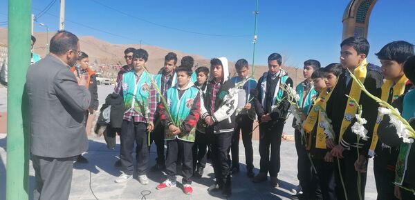 غبارروبی گلزار شهدا 