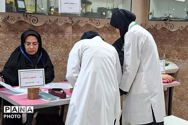  مرحله علوم تجربی جشنواره استعدادهای ملی نوجوانان خوارزمی با حضور ۱۰۴ دانش‌آموز درقرچک