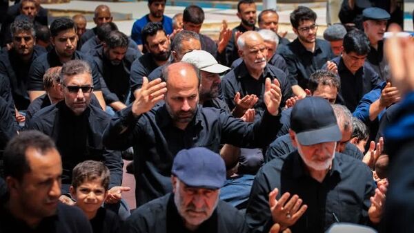 عزاداری ظهر عاشورا در شهرستان اشتهارد