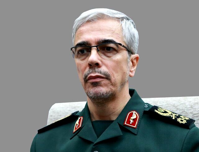 سرلشکرباقری درگذشت همسر شهید سپهبد صیاد شیرازی را تسلیت گفت