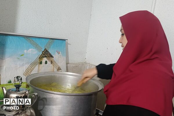 نخستین چهارشنبه امام‌رضایی با حضور خادمان آستان قدس