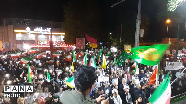 نظرآباد باری دیگر صحنه طوفان همبستگی مردم شد 