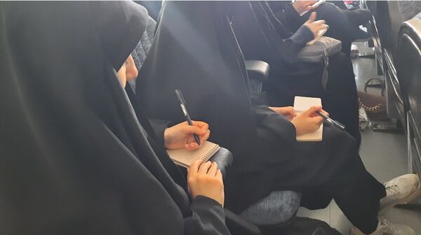 اولین نشست روسای تشکل‌های دانش‌آموزی مدارس سمپاد استان در دبیرستان فرزانگان ۲دوره دوم ناحیه۷ مشهد 