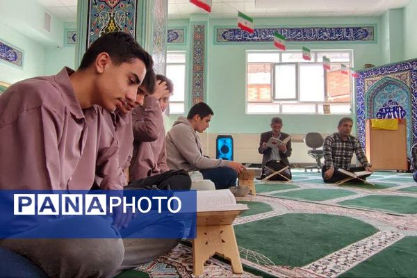 محافل انس با قرآن با یاد شهید سیدحسن‌نصرالله در مدارس رودهن 