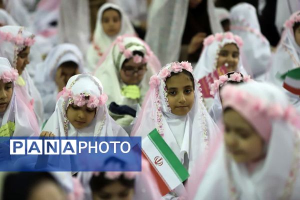 جشن تکلیف ۵۰۰۰ نفری دختران تبریز