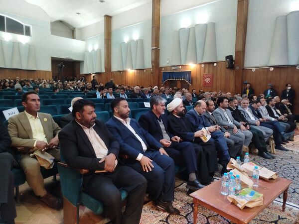 همایش «خشت های بهشتی»در کاشمر