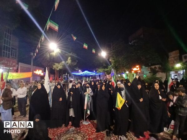 اجلاسیه سراسری نماز و تجلیل از پیشگامان این عرصه  در بستر اجتماعات شبانه 