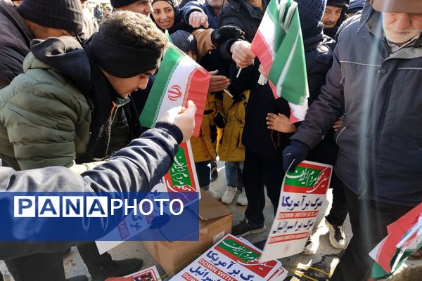 حماسه باشکوه راهپیمایی22 بهمن دراستان اردبیل 