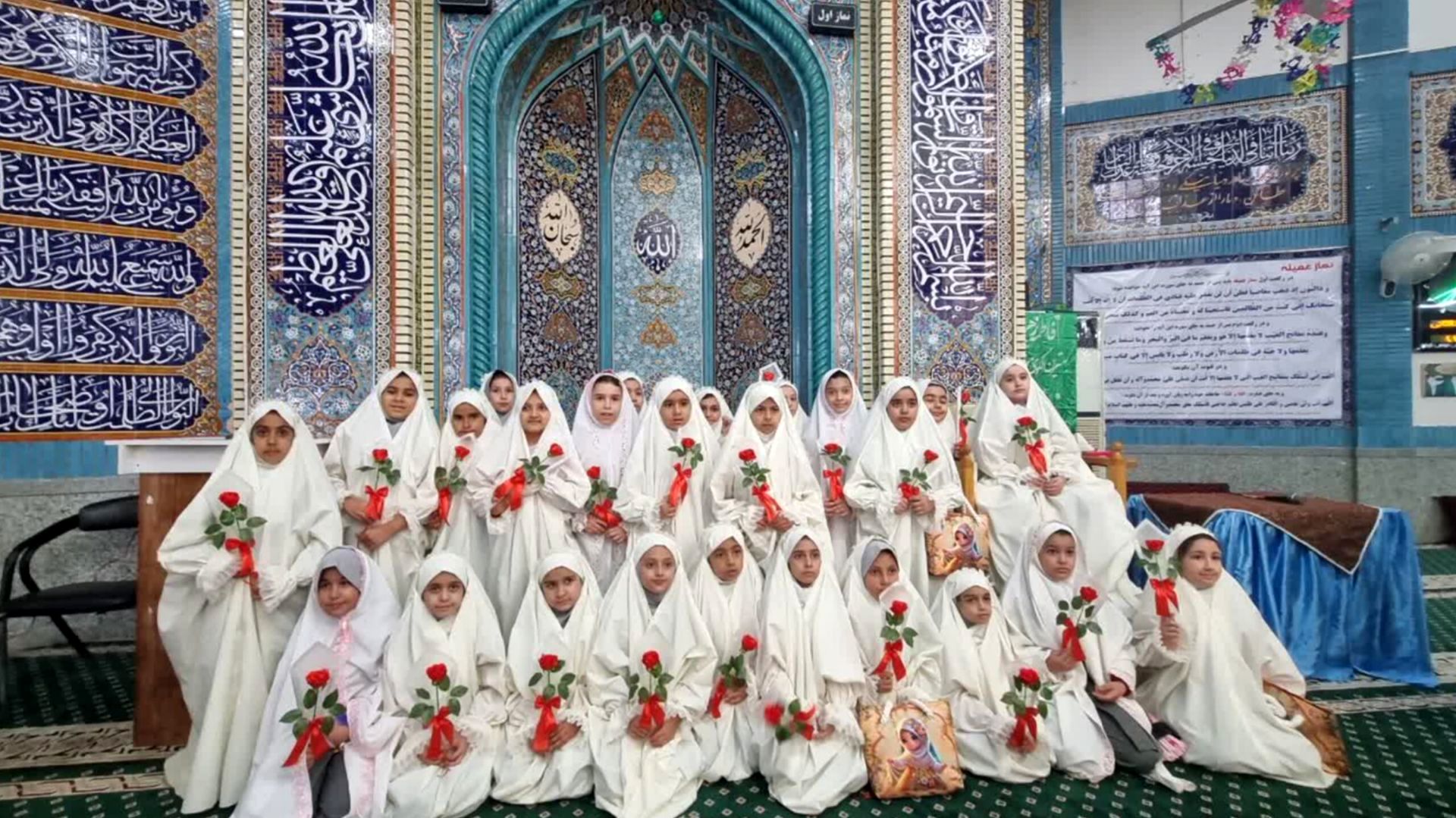 جشن «پروانه‌ها» و پرواز دختران نیایش در حرم رضوی