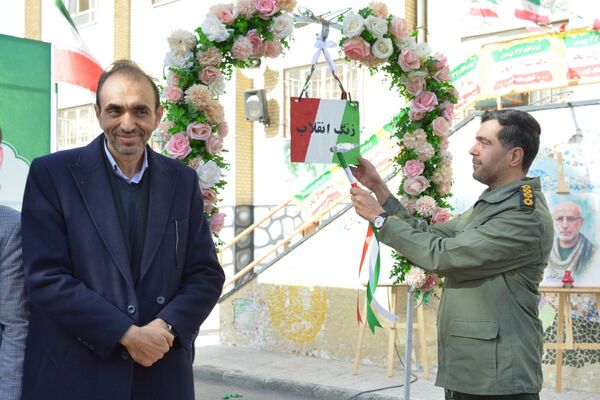 طنین زنگ انقلاب در بهارستان‌دو 