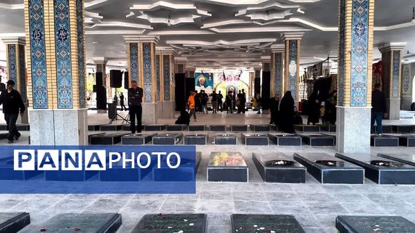 حزن عاشورایی در گلزار شهدای سیدمحمد کازرون