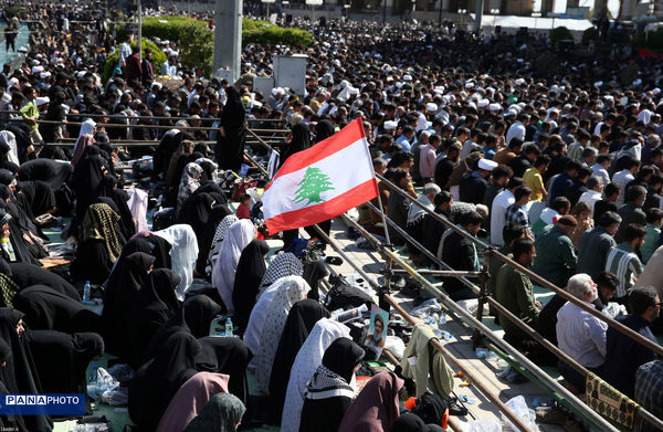 نماز جمعه تهران به امامت مقام معظم رهبری