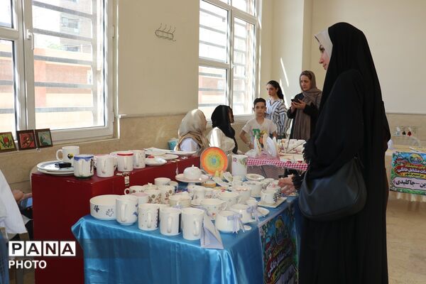 نخستین نمایشگاه تولیدات مشاغل خانگی در سرای محله نسیم شهر