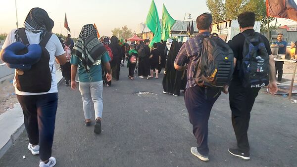 پیاده‌روی اربعین حسینی از نجف تا کربلا