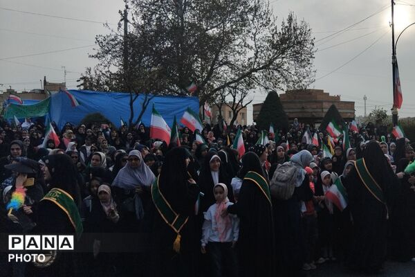 اجتماع بزرگ دختران ایران به مناسبت ولادت حضرت معصومه (س) و روز دختر در پردیس