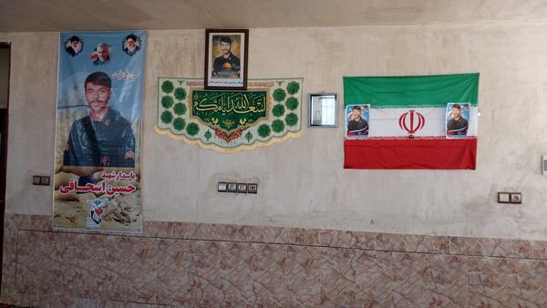 دیداری پر از احساس با مادر شهید حسین اسحاقی 