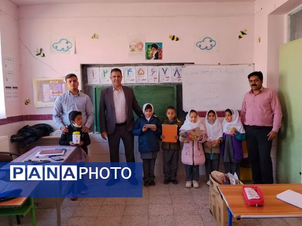 بازدید معاون آموزشی اداره آموزش و پرورش شهرستان خاتم از مدارس روستای خوانسار 
